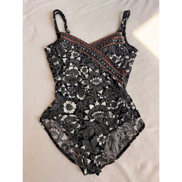 Miraclesuit Other - Black and White Floral One-Piece Swimsuit